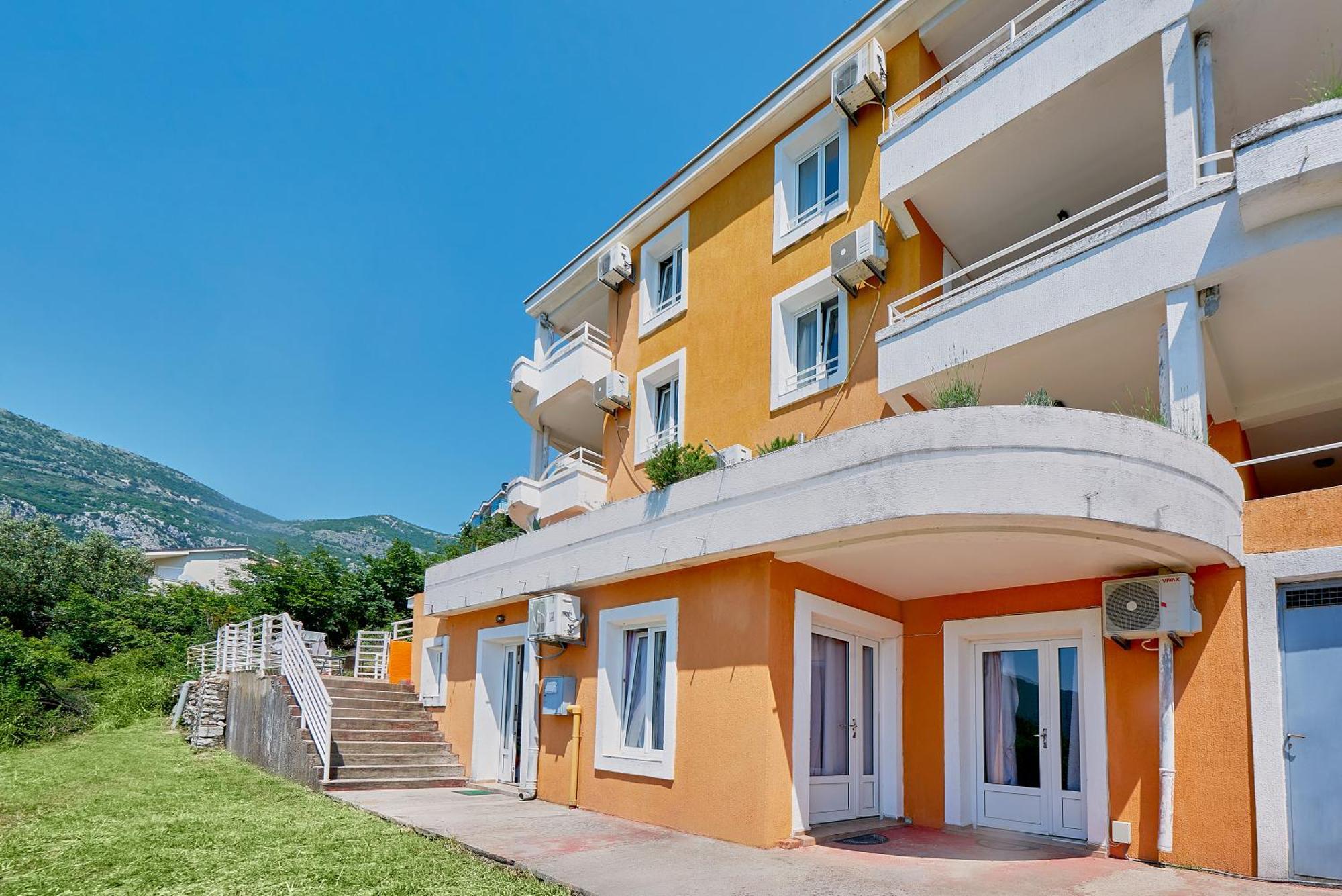 Apartments Villa Relax Petrovac Exterior photo